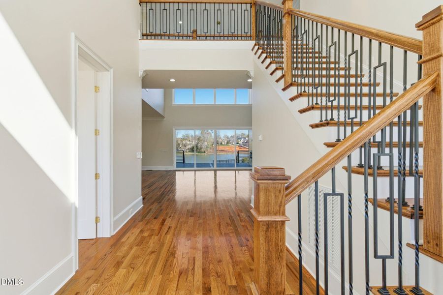 9-web-or-mls-4205 Limerick Dr-9
