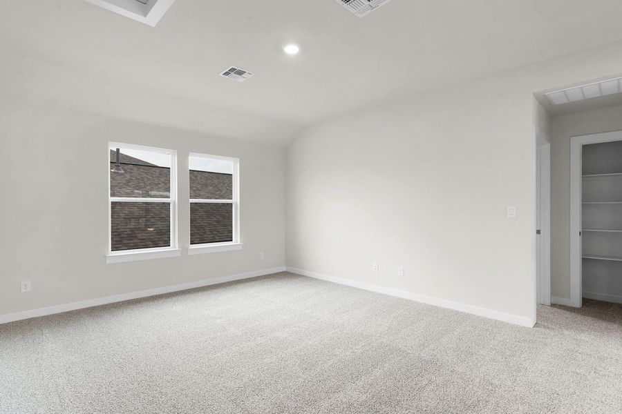 Spacious, unfurnished interior of a new home in Nolina, Georgetown (Image 16).