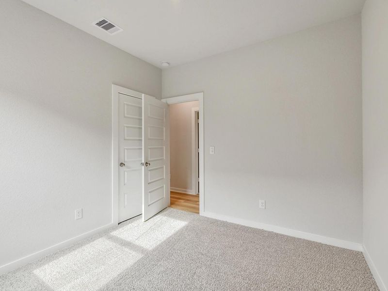 Spacious, unfurnished interior of a new home in Windmill Estates, Magnolia (Image 30).