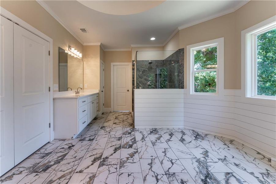 Image 60 of a home in .