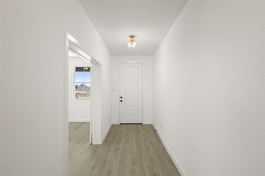 665 Tyronza- Entry-1