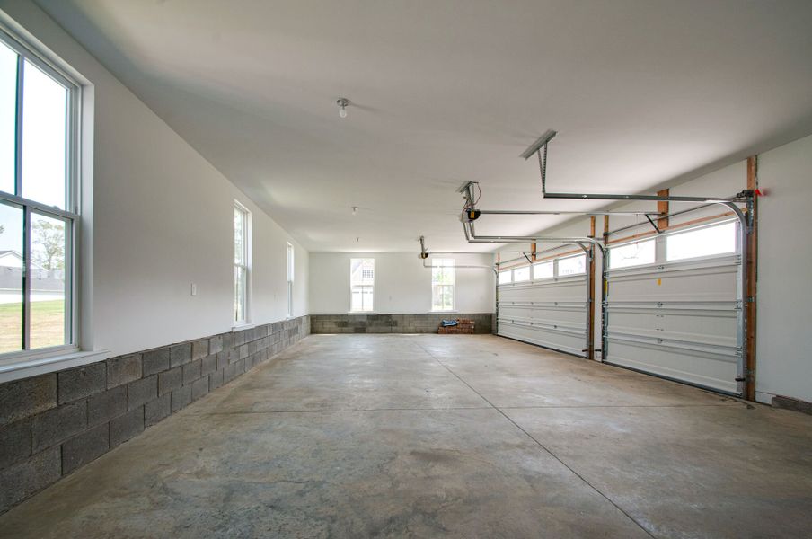 Rutledge III Farmhouse