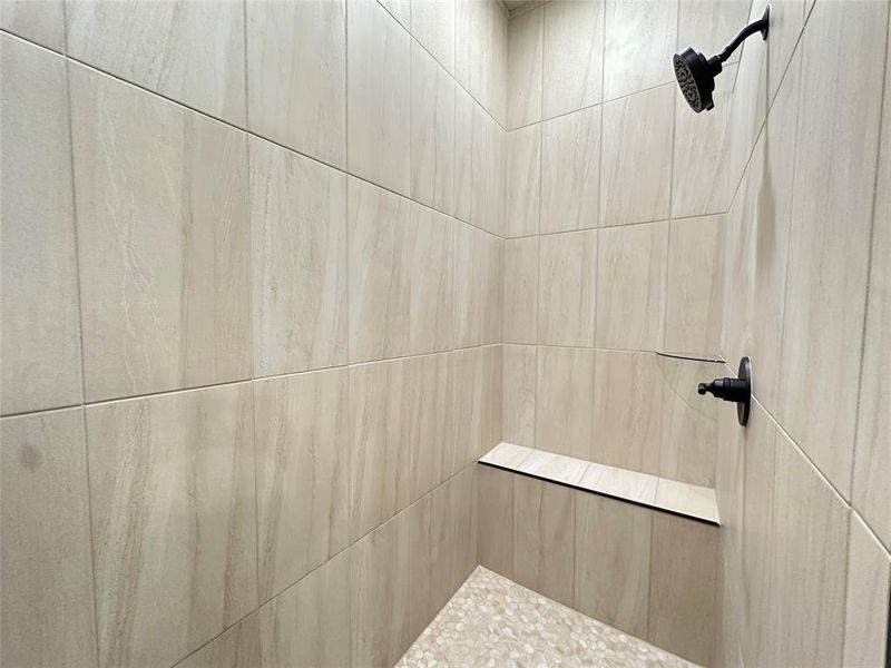 Close-up of interior finishes inside a home in , Lorena (Image 10).