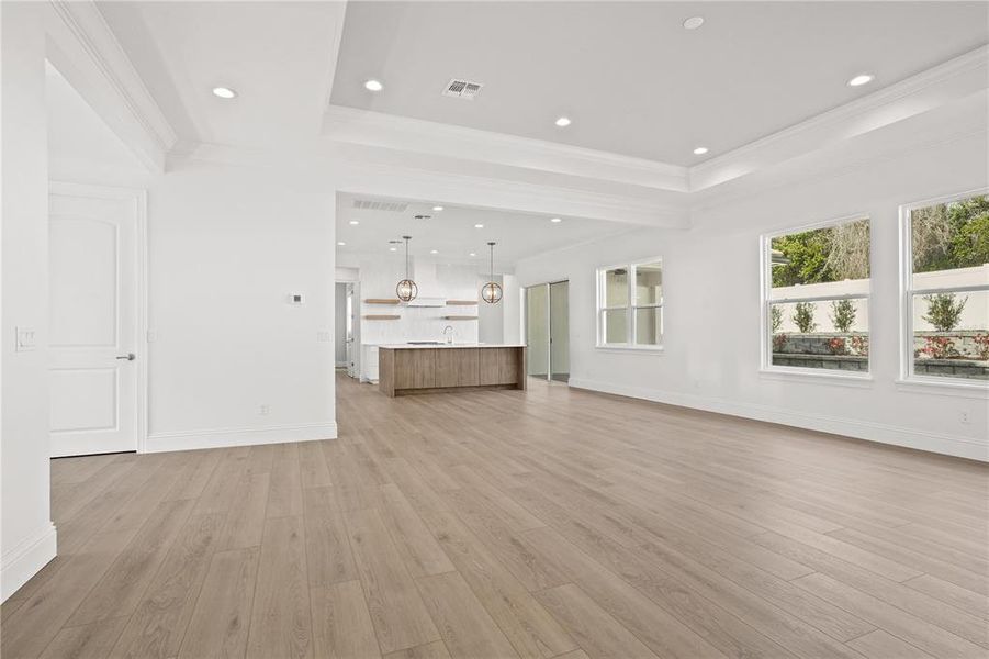 Spacious, unfurnished interior of a new home in , Apopka (Image 26).