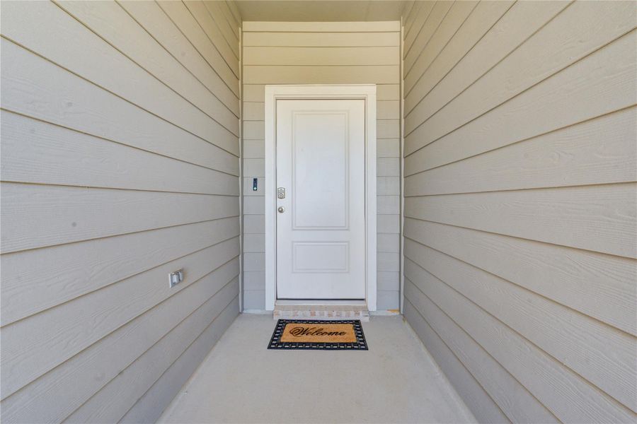 Exterior details and patio area of a home in , Fulshear (Image 23).