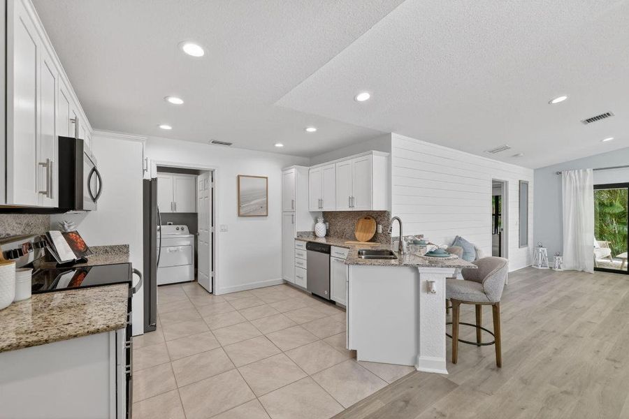 Kitchen and Laundry Kitchen and Laundry