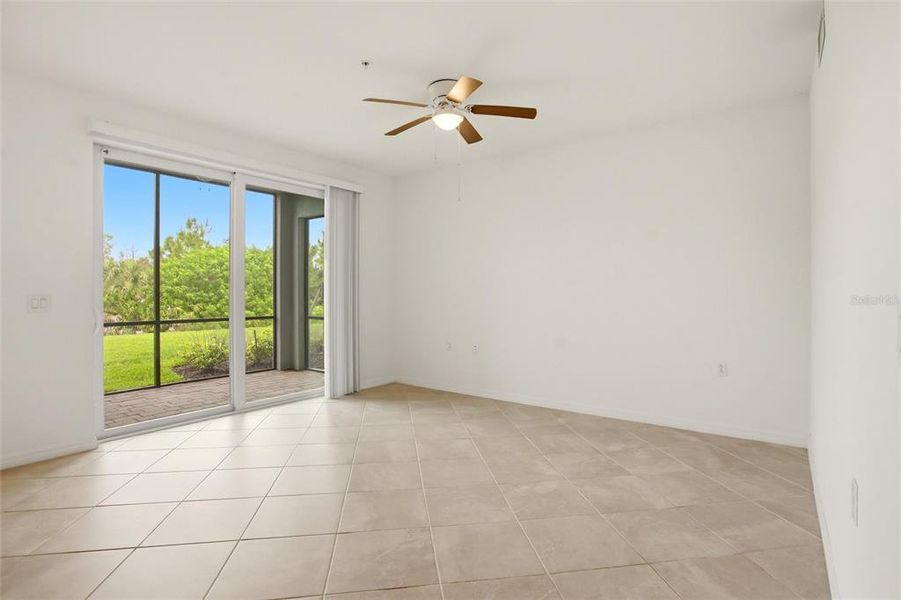 Spacious, unfurnished interior of a new home in , Punta Gorda (Image 23).