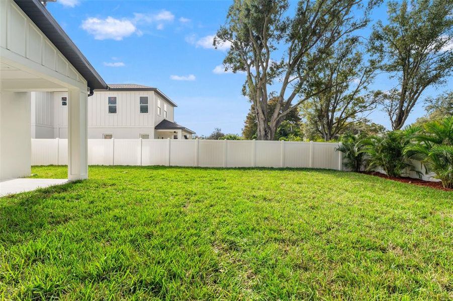 Exterior details and patio area of a home in , Seminole (Image 27).