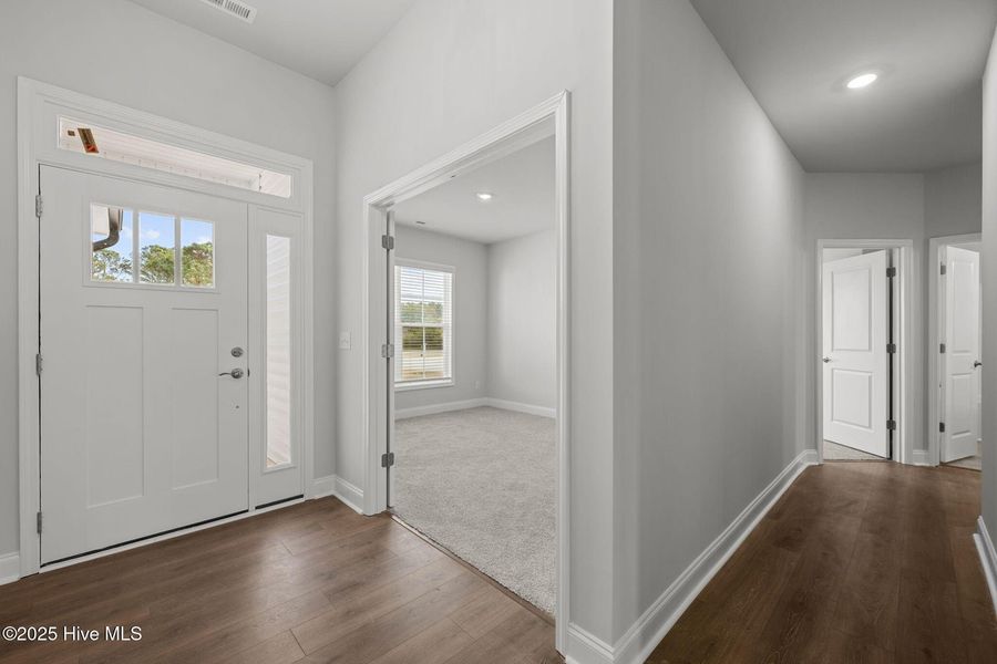 Spacious, unfurnished interior of a new home in Fairfield Harbour, New Bern (Image 13). Spacious, unfurnished interior of a new home in Fairfield Harbour, New Bern (Image 13).