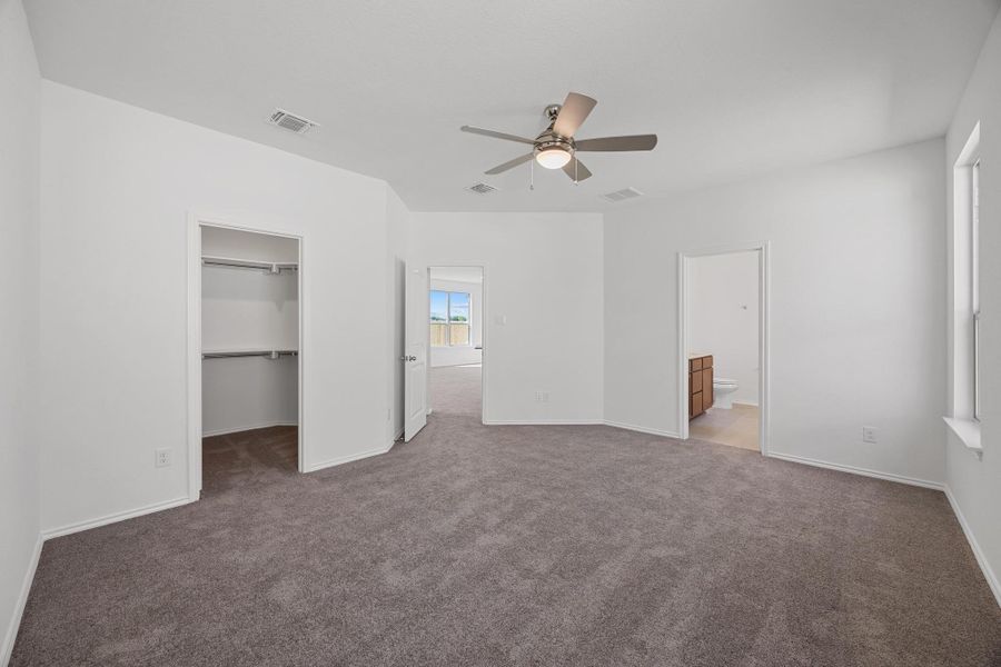 Spacious, unfurnished interior of a new home in Overlook Ranch, Georgetown (Image 16). Spacious, unfurnished interior of a new home in Overlook Ranch, Georgetown (Image 16).