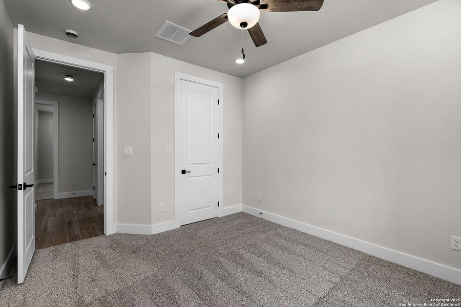 Spacious, unfurnished interior of a new home in , Spring Branch (Image 21).