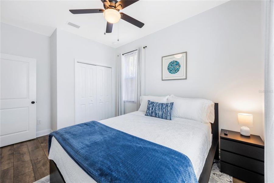 Furnished interior view inside a new home in , Tarpon Springs (Image 13).