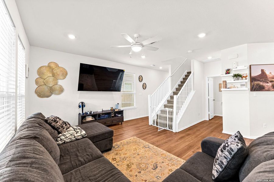 Furnished interior view inside a new home in Berry Springs, Georgetown (Image 13).