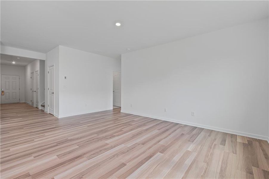 Spacious, unfurnished interior of a new home in Avery Ridge, Gainesville (Image 14).