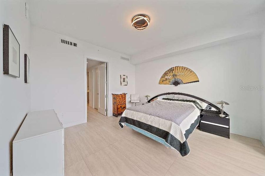 Furnished interior view inside a new home in , Sarasota (Image 29).