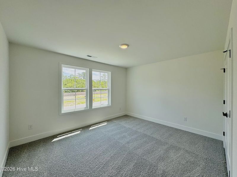Spacious, unfurnished interior of a new home in Autumn Trail, Bolivia (Image 23).