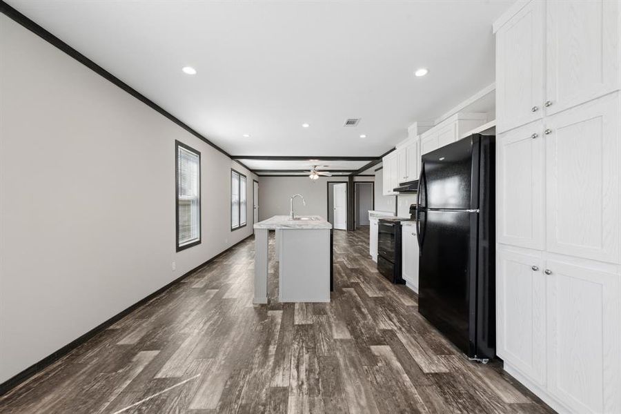 Breakfast Area Breakfast Area