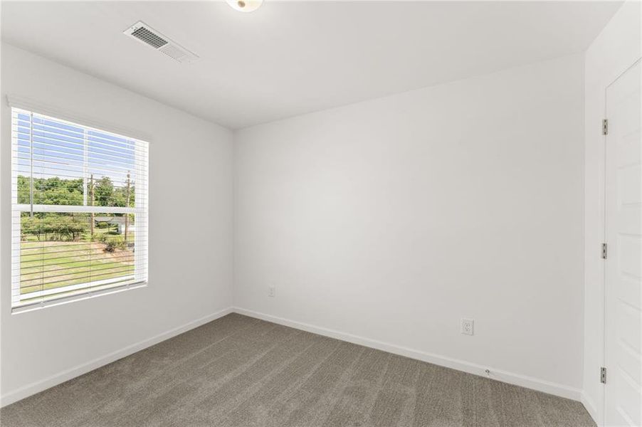 Spacious, unfurnished interior of a new home in Oakhill Estates, Adairsville (Image 25).
