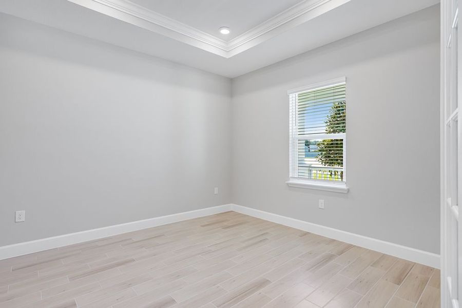 Spacious, unfurnished interior of a new home in Headwaters at Lofton Creek, Yulee (Image 23). Spacious, unfurnished interior of a new home in Headwaters at Lofton Creek, Yulee (Image 23).