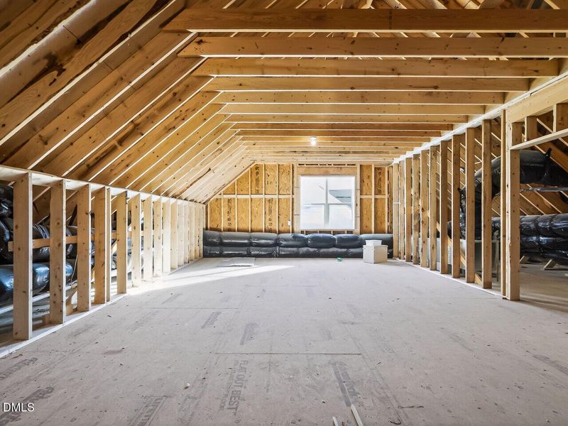 034-1280x960-walk-up-attic 034-1280x960-walk-up-attic