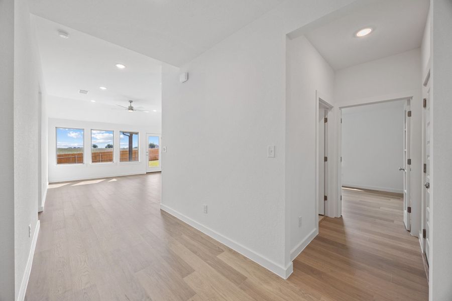 Entry in the Colorado home plan by Trophy Signature Homes – REPRESENTATIVE PHOTO Entry in the Colorado home plan by Trophy Signature Homes – REPRESENTATIVE PHOTO