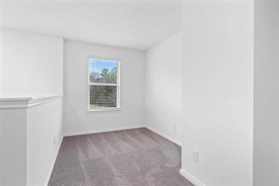 Additional seating nook just off the primary suite. Additional seating nook just off the primary suite.