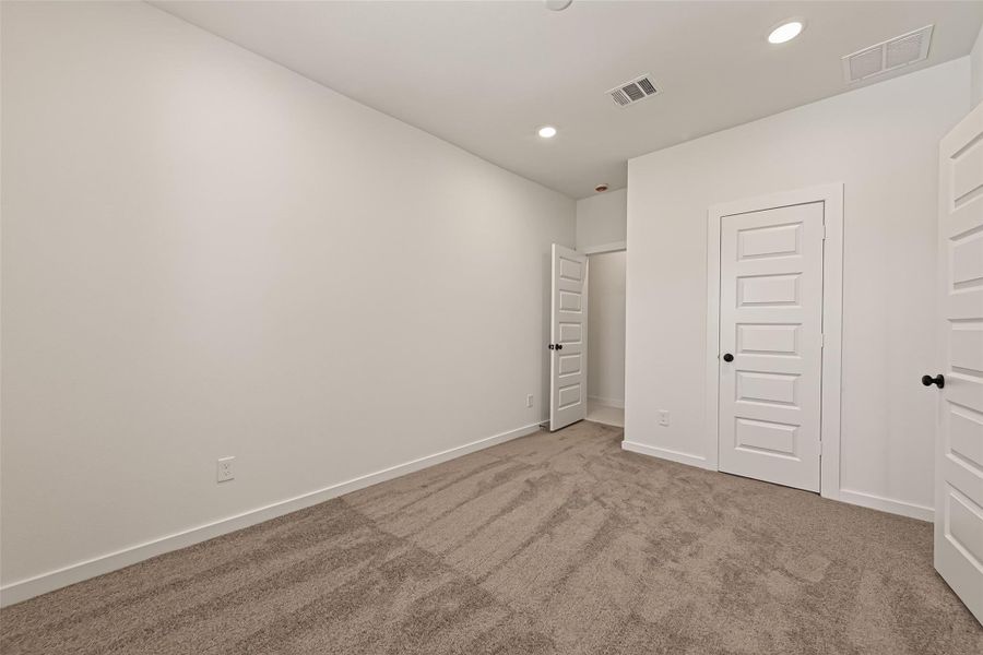 Spacious, unfurnished interior of a new home in Foxtail Palms, Manvel (Image 40). Spacious, unfurnished interior of a new home in Foxtail Palms, Manvel (Image 40).