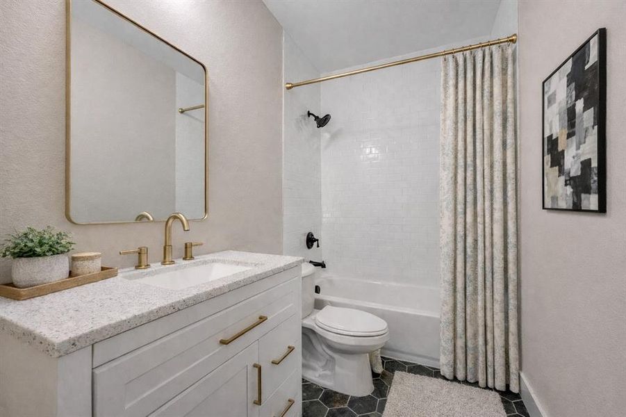 Hall Bath Virtual Staging Hall Bath Virtual Staging