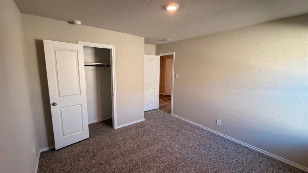 Spacious, unfurnished interior of a new home in Rosewood at Beltmill, Fort Worth (Image 9). Spacious, unfurnished interior of a new home in Rosewood at Beltmill, Fort Worth (Image 9).