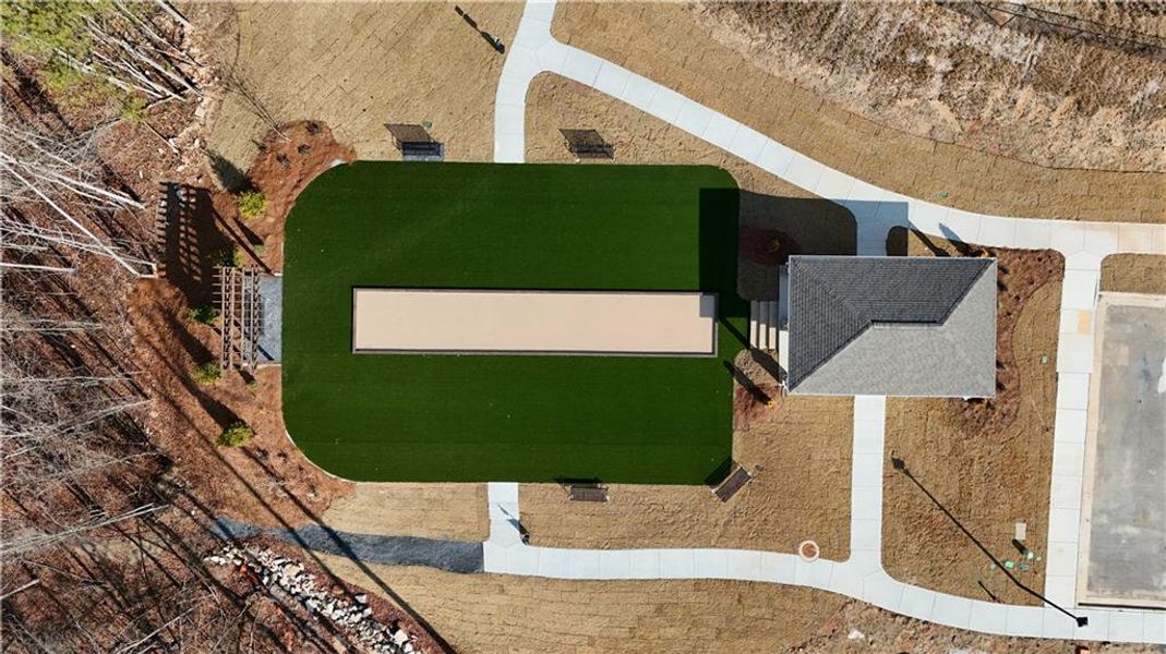 Community amenities in Kingston Cove, Auburn (Image 8).