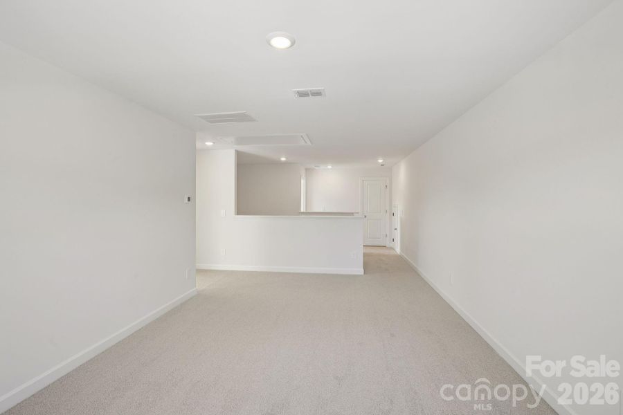Spacious, unfurnished interior of a new home in Oxford Station, Salisbury (Image 19).