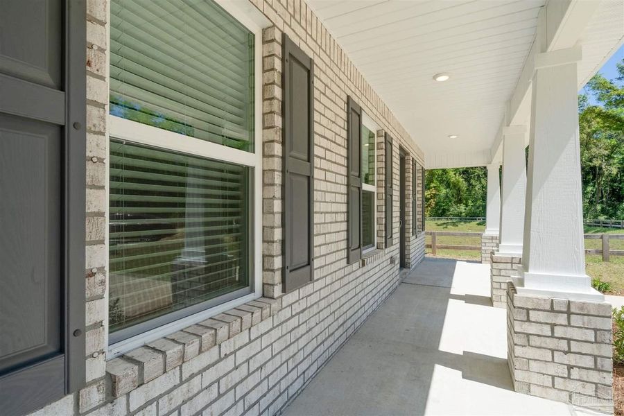 Representative exterior details of a home built from the Plan 1250 by Adams Homes in Turtle Creek, Cantonment (Image 3).