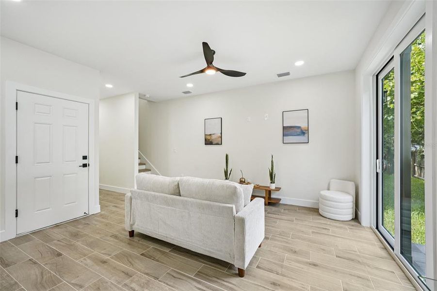 Furnished interior view inside a new home in , Largo (Image 17).