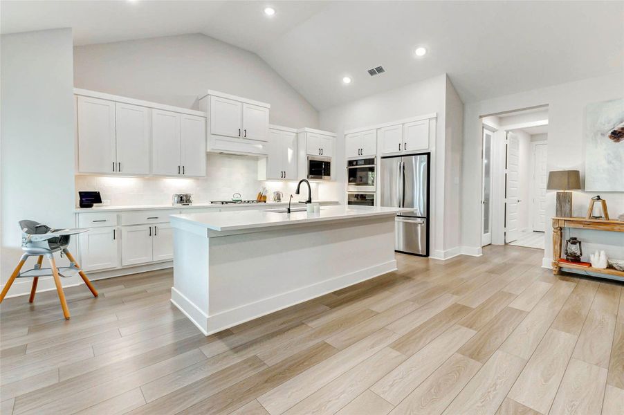 Furnished interior view inside a new home in , Fulshear (Image 34). Furnished interior view inside a new home in , Fulshear (Image 34).