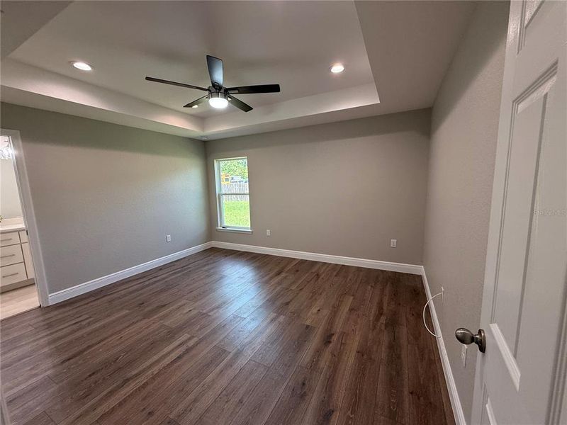 Spacious, unfurnished interior of a new home in , Ocala (Image 30).