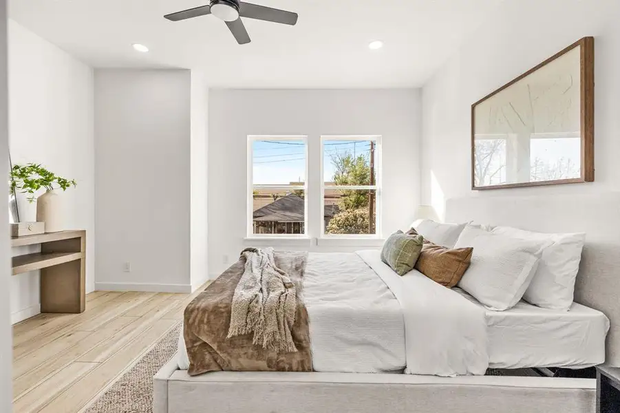 Furnished interior view inside a new home in , Dallas (Image 7). Furnished interior view inside a new home in , Dallas (Image 7).