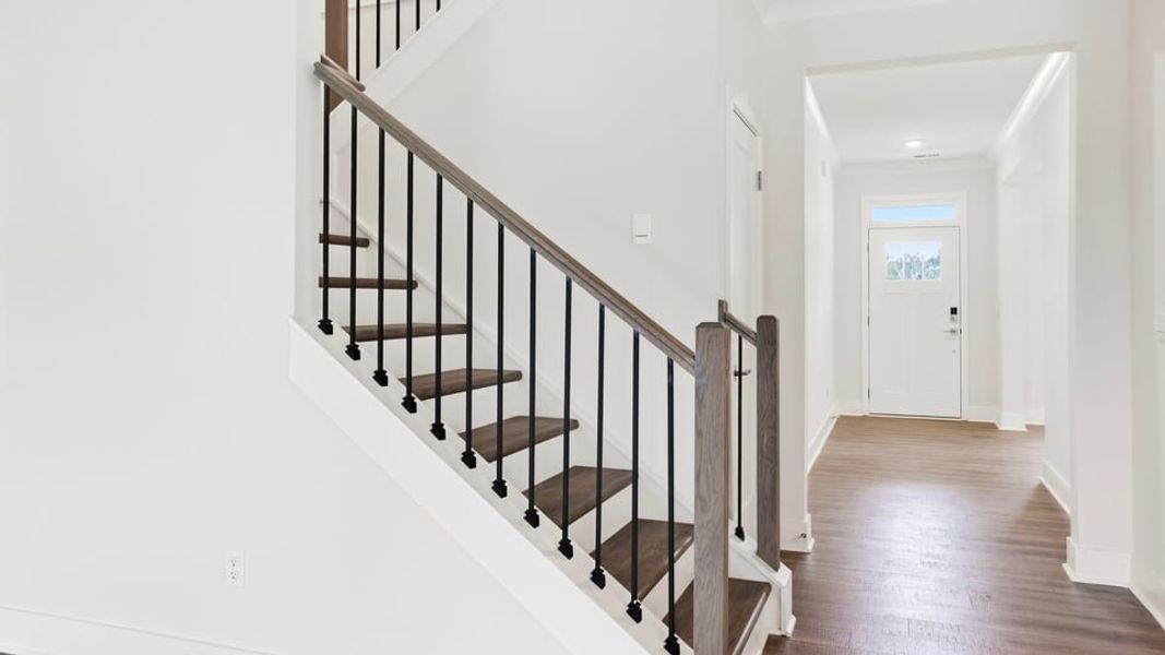 Spacious, unfurnished interior of a new home in Adams Glen, Greenville (Image 30).