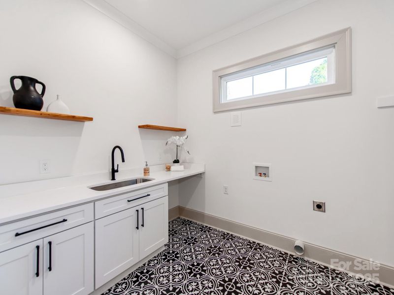 True Laundry Room with Sink