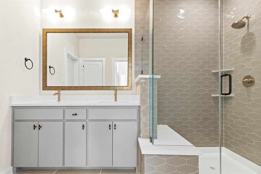 019-729TowerRoad-Wylie-TX-75098-PrimaryBathroom.jpg-SMALL 019-729TowerRoad-Wylie-TX-75098-PrimaryBathroom.jpg-SMALL