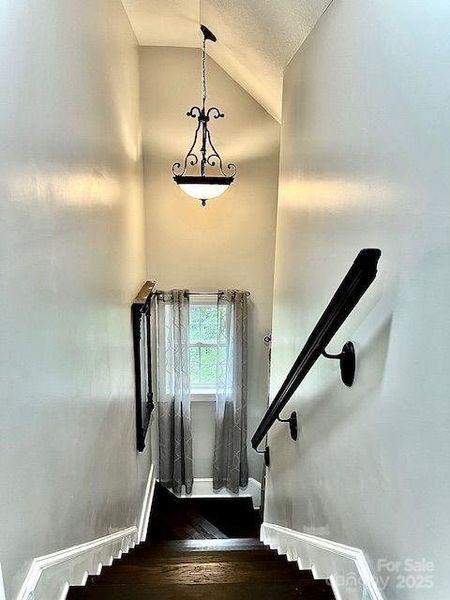 Image 25 of a home in .