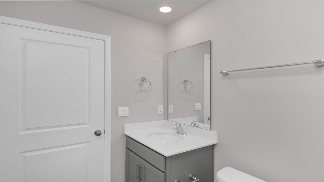 Furnished interior view inside a new home in Grand Oaks, Columbia (Image 12).