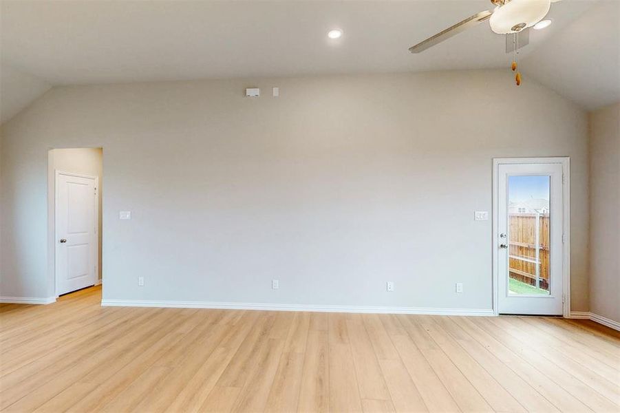 Spacious, unfurnished interior of a new home in Lilybrooke at Legacy Hills, Celina (Image 35). Spacious, unfurnished interior of a new home in Lilybrooke at Legacy Hills, Celina (Image 35).