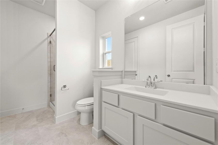 Representative image. Features, selections, and colors may vary.