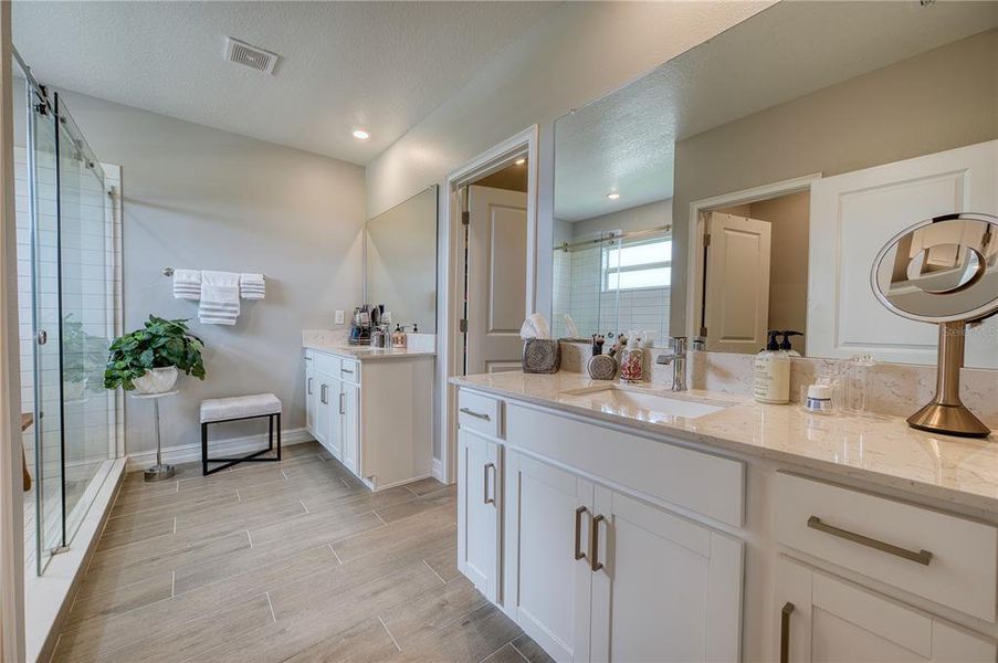 Furnished interior view inside a new home in Stonegate Preserve, Palmetto (Image 10). Furnished interior view inside a new home in Stonegate Preserve, Palmetto (Image 10).
