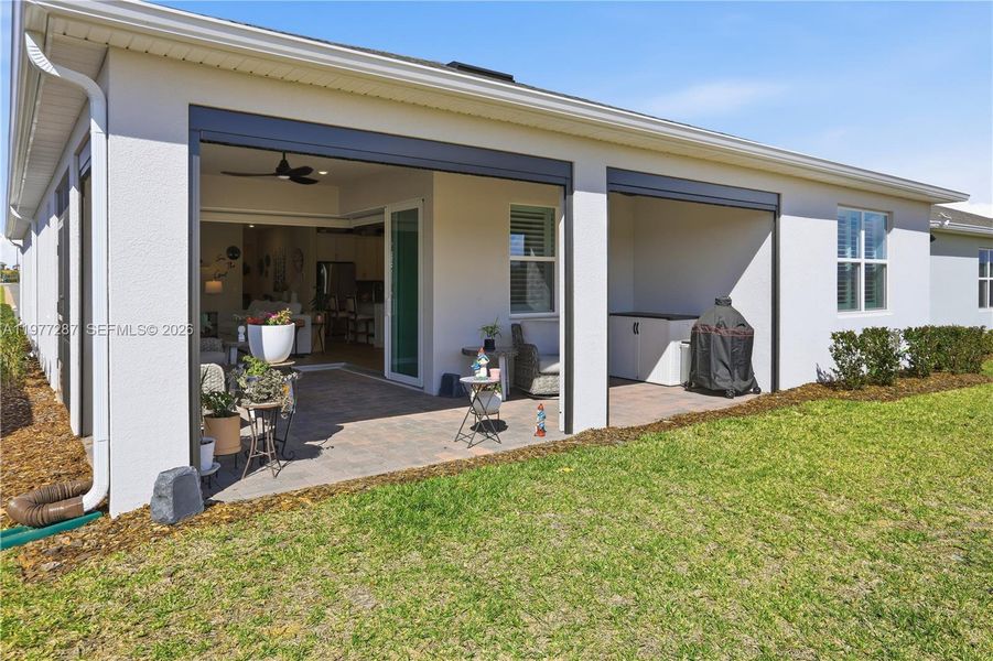 Exterior details and patio area of a home in Del Webb Minneola, Minneola (Image 21).