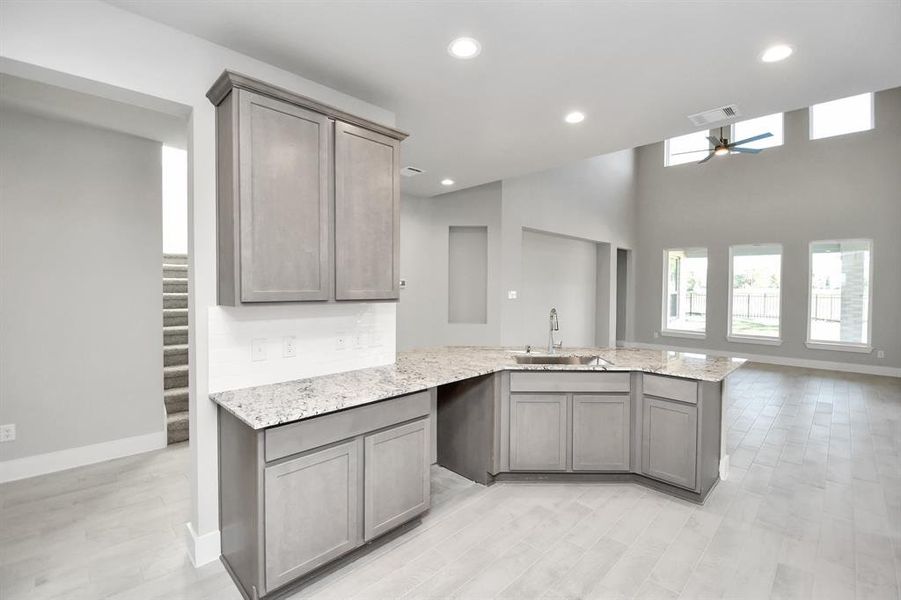 Take another look at this spacious kitchen overlooking the family room!