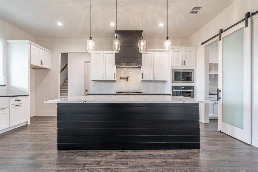 Furnished interior view inside a new home in , Granbury (Image 7). Furnished interior view inside a new home in , Granbury (Image 7).