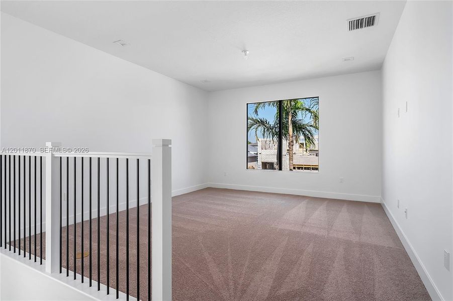 Spacious, unfurnished interior of a new home in , Boca Raton (Image 60).