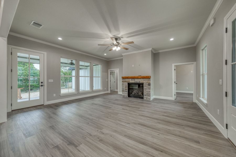 Representative unfurnished interior of a home built from the Lakeshore by Zeal Home Builders in Horizon Meadow Estates, Paradise (Image 75). Representative unfurnished interior of a home built from the Lakeshore by Zeal Home Builders in Horizon Meadow Estates, Paradise (Image 75).