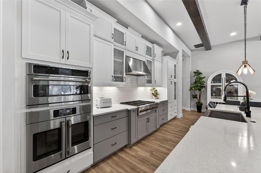 Furnished interior view inside a new home in Creek Ridge Preserve, Lithia (Image 60). Furnished interior view inside a new home in Creek Ridge Preserve, Lithia (Image 60).